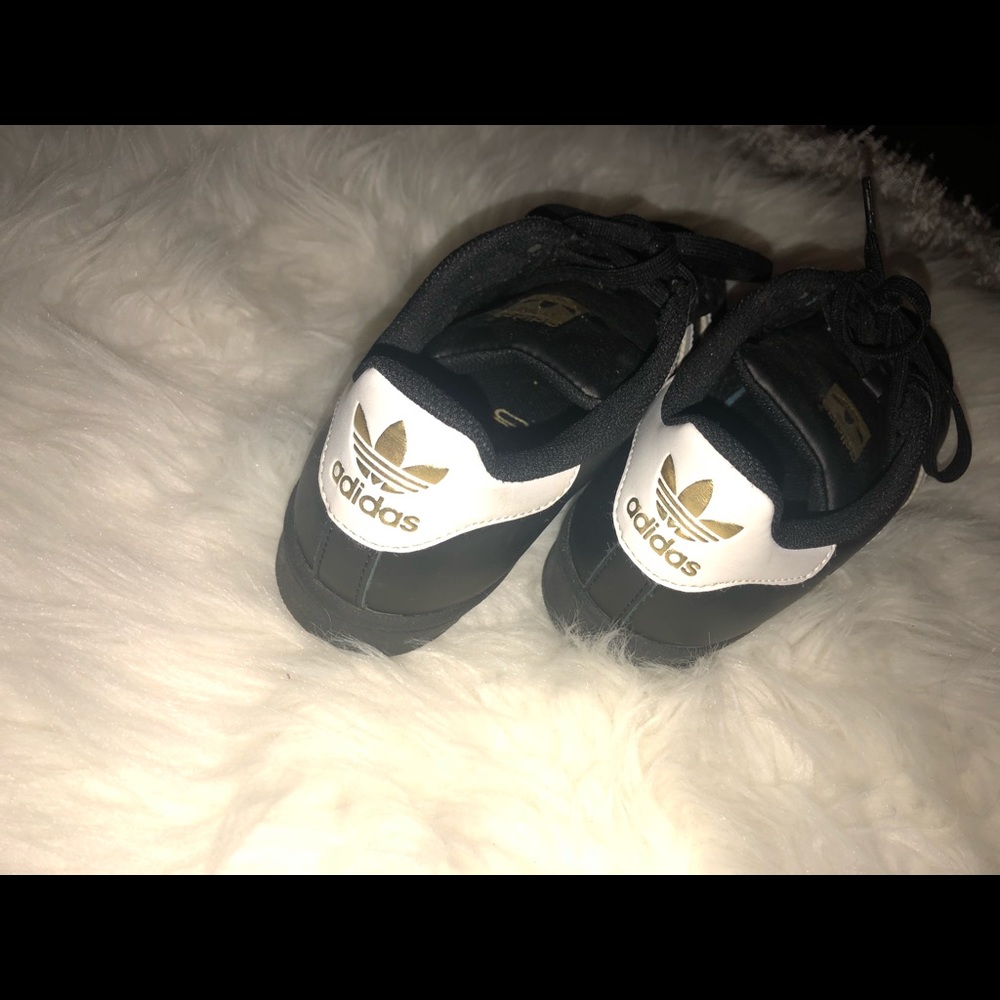 Adidas superstar